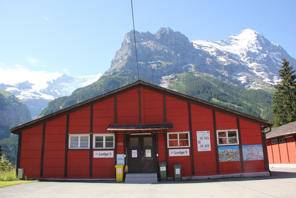 Downtown Lodge Hostel - Unique Simple Central 格林德瓦 外观 照片