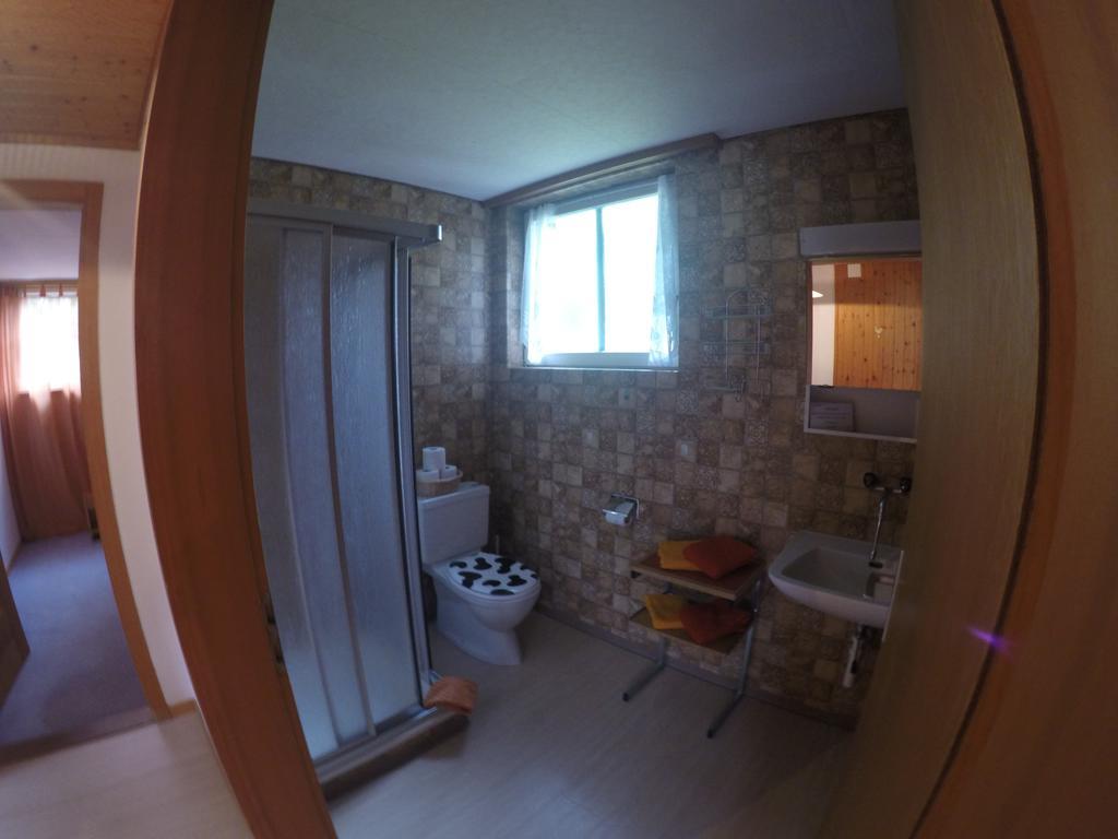 Downtown Lodge Hostel - Unique Simple Central 格林德瓦 外观 照片